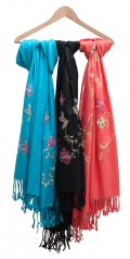  Pashmina shawl 